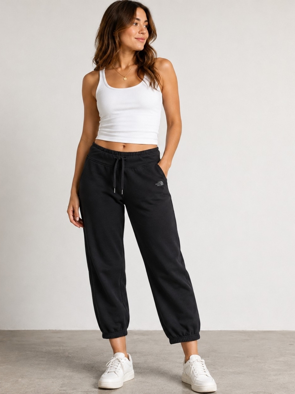 The North Face Women’s XXL Black Fleece Capri Jogger Pants Drawstring